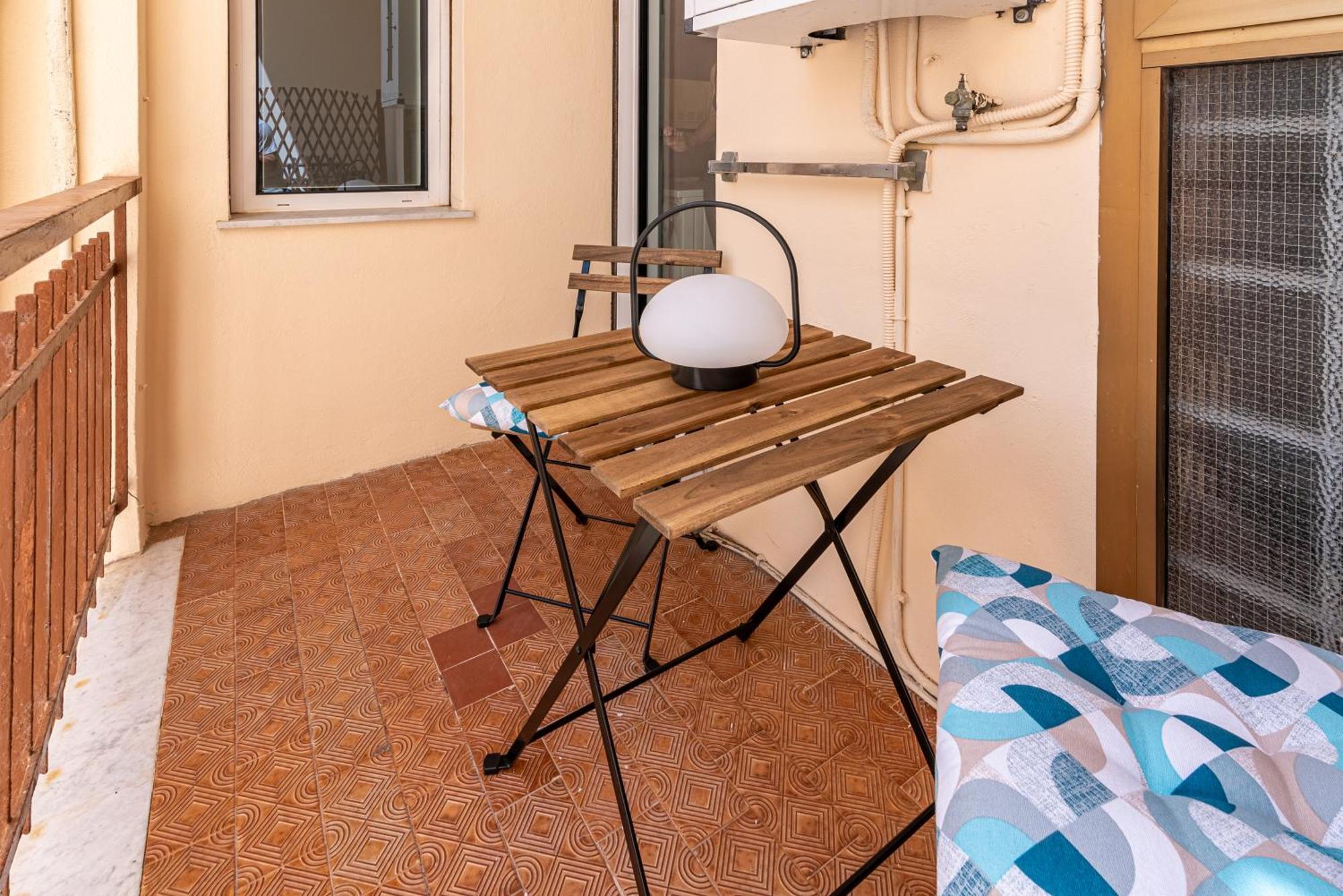 Venerdi House Apartment Alghero Bagian luar foto